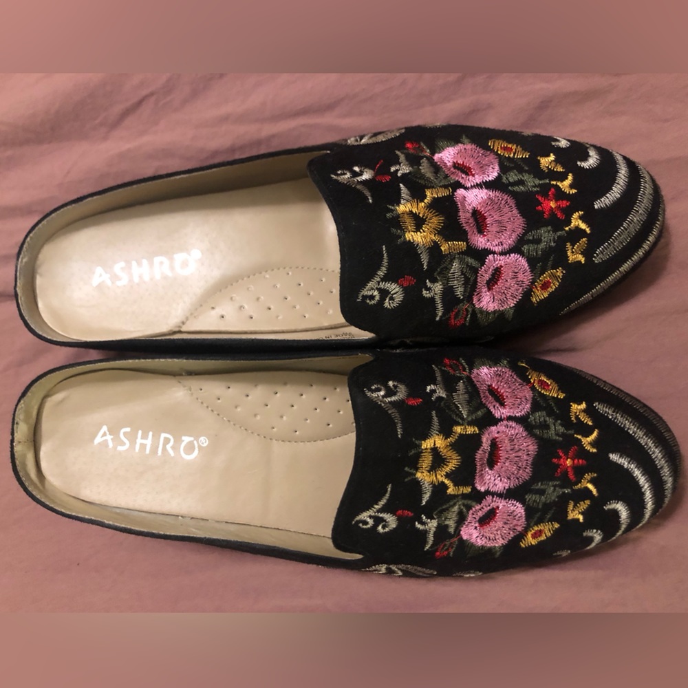 Embroidered slides - 9W